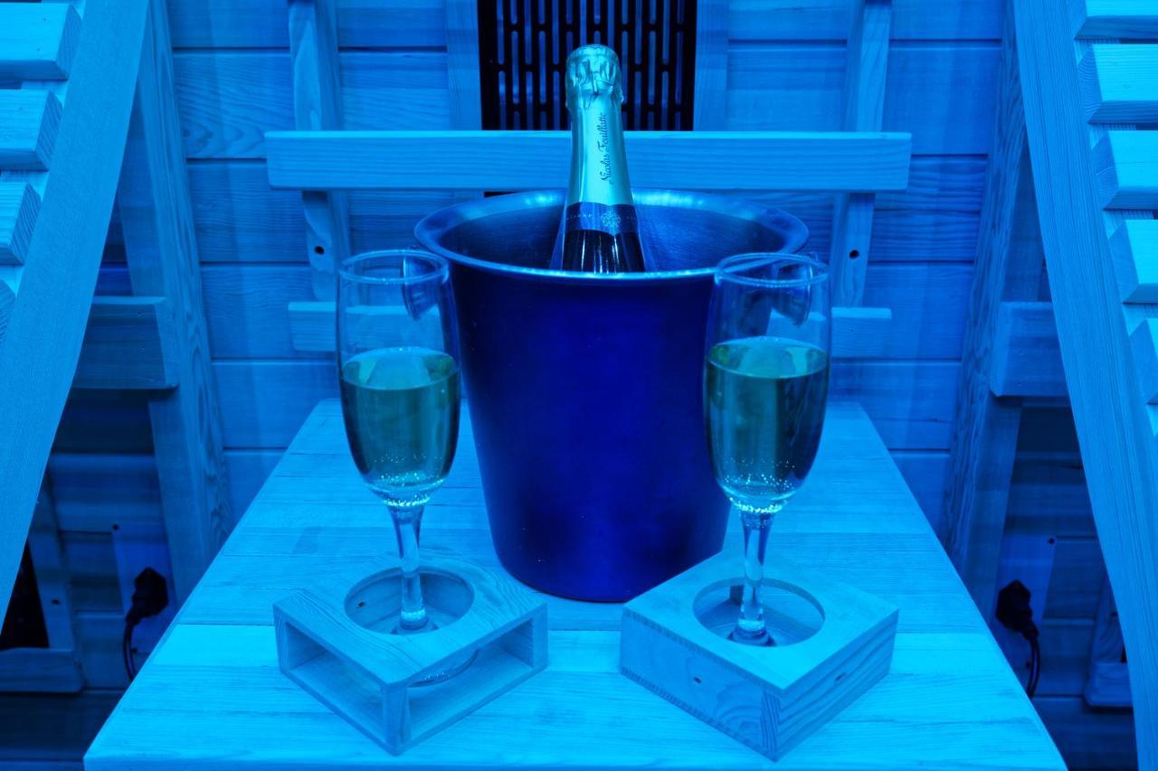 Romance Spa Nuit D'Amour Le Havre Exterior foto